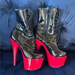 Pleaser Adore-1020 Ankle Black/Red Patent Leather 7in Pole - Good Used Condition